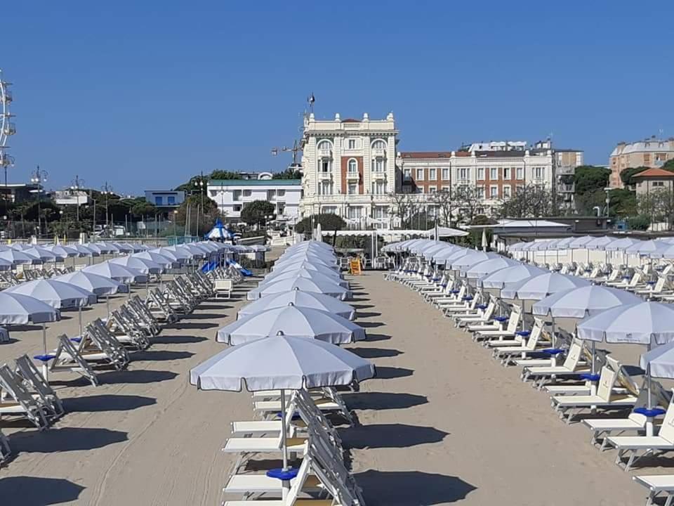 Grand Hotel Cesenatico Exterior foto