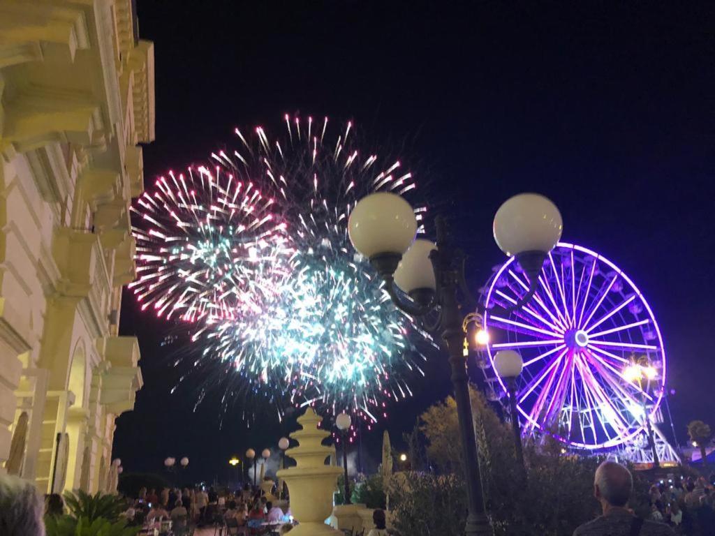 Grand Hotel Cesenatico Exterior foto